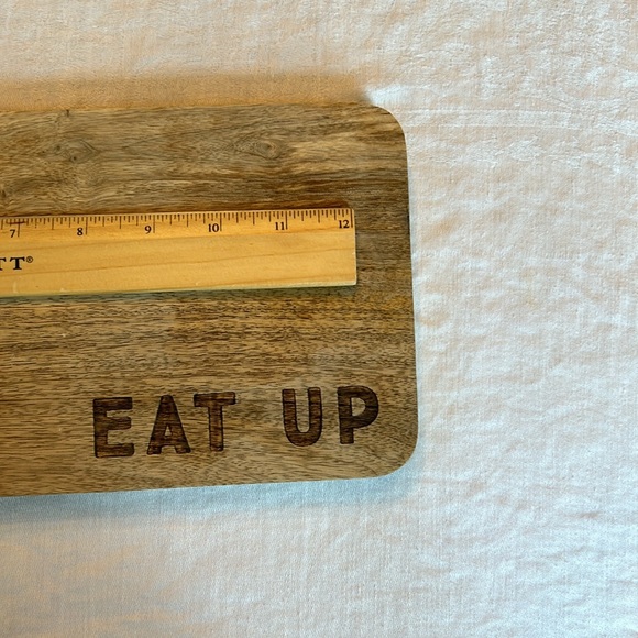 NWOT, Creative Co-Op Mango Wood “Eat Up” Cutting Board - Picture 4 of 5